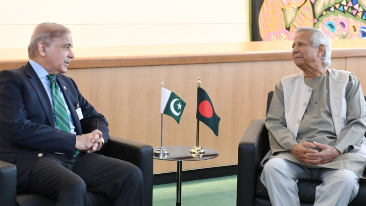 Bangladesh, Pakistan for revitalising bilateral ties