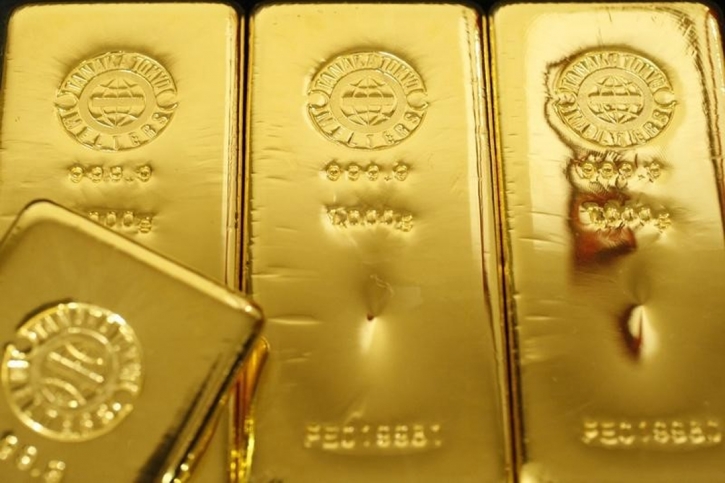 Gold prices hit record high above $2,700 on election uncertainty, rate cut hopes