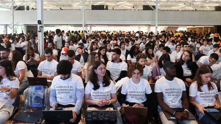 Portuguese school sets world record for largest programming lesson