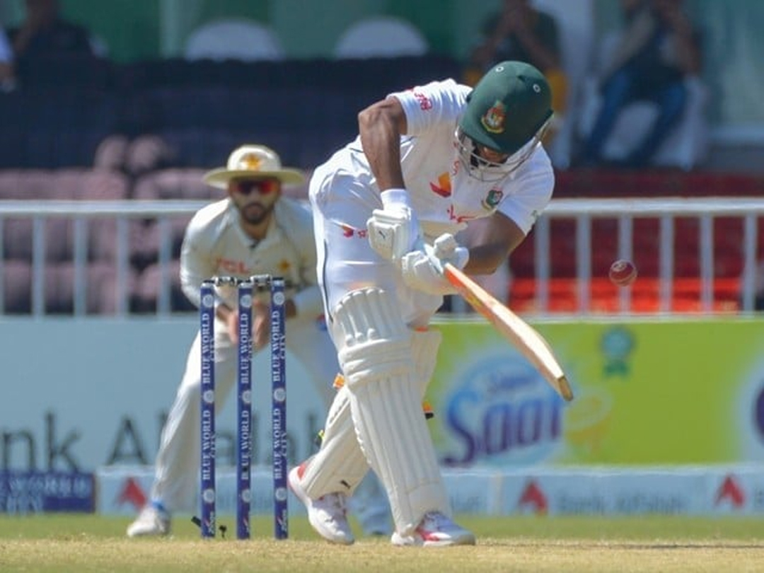 Bangladesh fight back: Pakistan lose six wickets for 81 runs in second Test