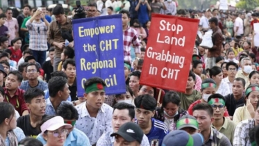 Demonstrators block Shahbagh protesting Dighinala attacks