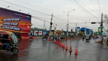 Drizzling rain disrupts coastal life as low-pressure forms in Bay