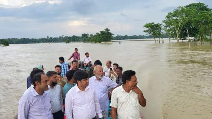 ফুলপুরে উজান ও ঢলের পানিতে ক্ষতিগ্রস্ত এলাকা পরিদর্শন করলেন  ইউএনও