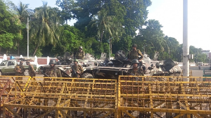 ২৪ ঘণ্টার মধ্যে রাষ্ট্রপতিকে পদত্যাগের আল্টিমেটাম 